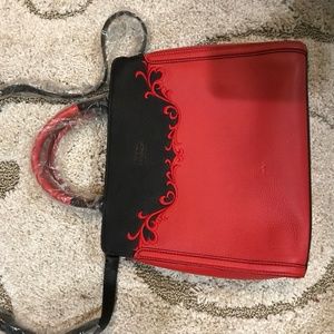 Everich black & red purse